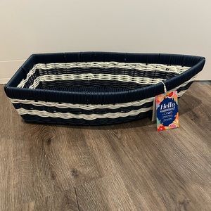 Nautical Wicker Boat Basket- NWT